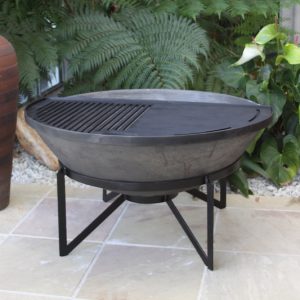 Fire pit 900mm & Cubist Stand