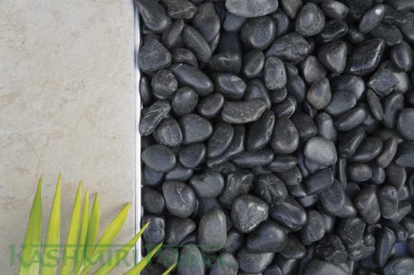 Kashmiri Pebbles: Polished Black - 20kg Bag
