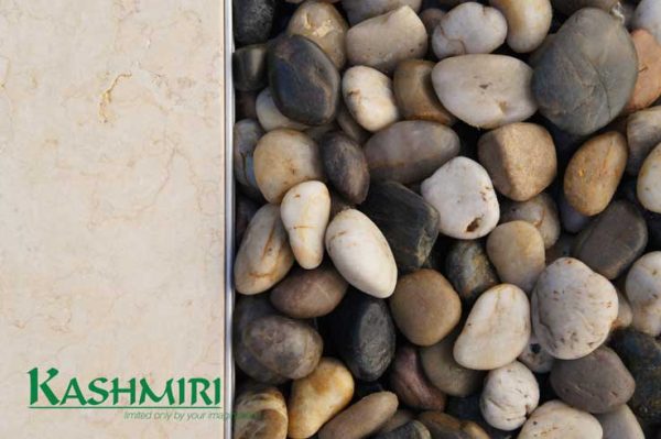 Kashmiri Pebbles: Polished Mixed - 20kg Bag