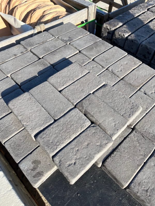 Edenstone: Noosapave 200x100x40mm - Various Colours